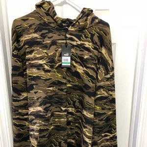 Puma x xo oversized camo hoodie sweatshirt